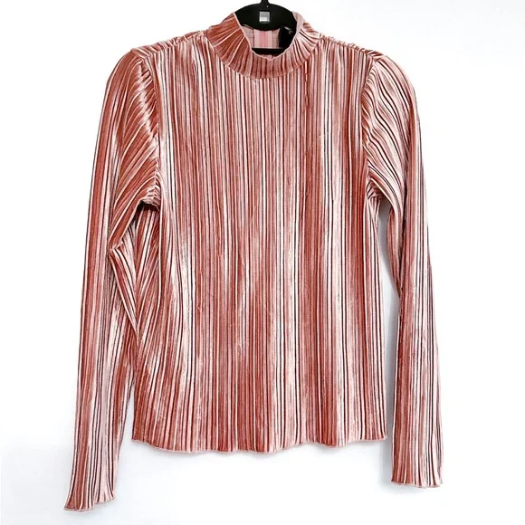 J.O.A. Los Angeles Revolve Pleated Mock Neck Velvet Top Baby Pink Size Small JOA - Picture 2 of 9